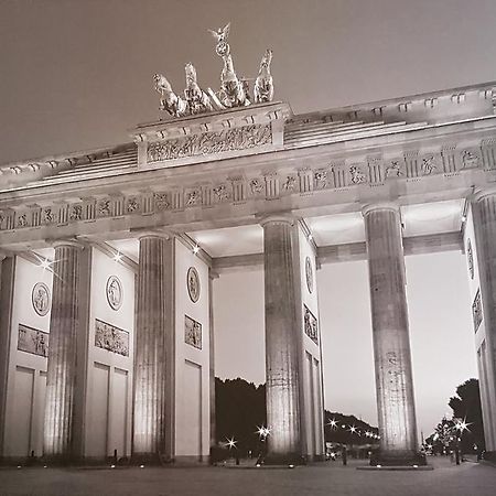 Hotel Pension Eberty Berlín Exterior foto