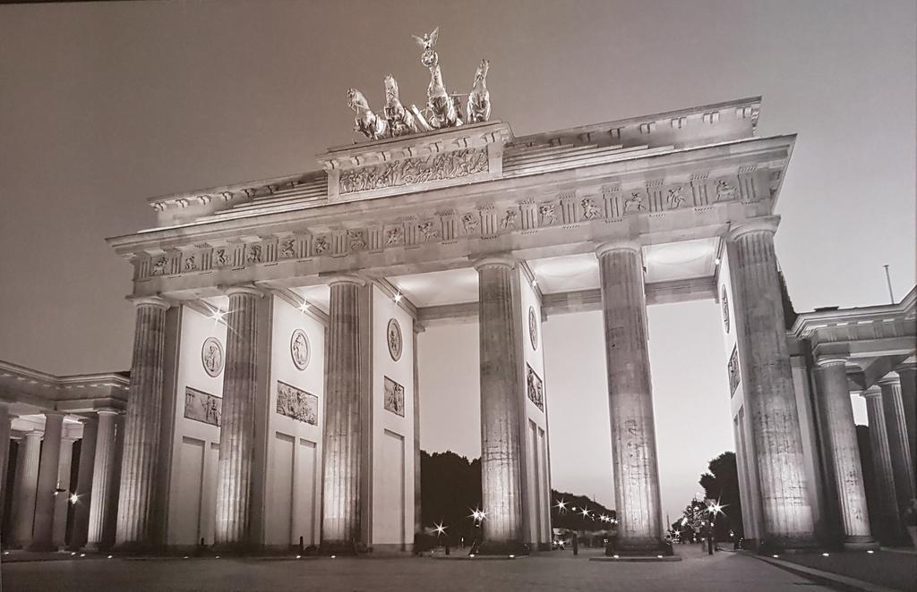 Hotel Pension Eberty Berlín Exterior foto